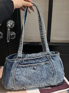 Women Vintage Wash Denim Shoulder Bag Large Tote Bag With Metal Button Pocket Casual Retro Denim Underarm Bag For Daily Use