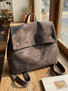Vintage Frosted PU Leather Backpack Large Capacity Fashion Women Travel Daypack With Rivets Minimalist Daily Bag
