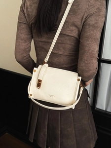 Retro cream white crossbody square bag in lychee leather grain with gold buckle