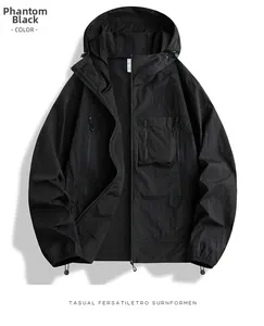 Veste de protection solaire noir fantôme UPF50+ avec capuche à cordon et poche zippée