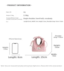 Maattabel voor PU-stippentas met afmetingen en vergelijking met de iPhone 16 Pro Max