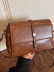 Vintage PU Leather Small Square Crossbody Bag For Women Retro Flap Shoulder Bag With Metal Buckle Versatile Urban Commuter Bag