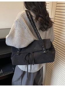 Retro matte black shoulder bag with large capacity and knot detail for women