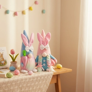 Coppia di gnomi pasquali in peluche con orecchie di coniglio carota e uovo per decorazione