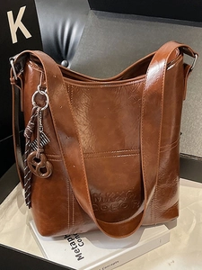 Vintage PU Leather Bucket Bag For Women Large Capacity Oil Wax Shoulder Bag With Charm Crossbody Bag For Commute Office