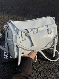Vintage Y2K Motorcycle Style Women Shoulder Bag Multi Zipper Rivet Belt Buckle Glossy PU Leather Trendy Crossbody Bag