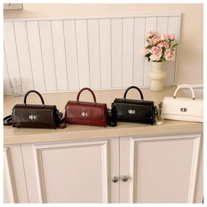 Chic women handbag set in coffee, burgundy, black and ivory with metal turn-lock