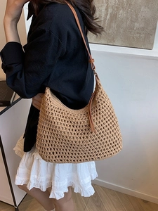 Borsa tote in paglia intrecciata con spalline in pelle per vacanze al mare