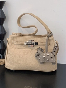 Bolso de Hombro de Cuero PU con Patrón de Litchi para Mujer Bolso de Mano Cruzado de Moda con Colgante de Caballo y Cierre de Metal