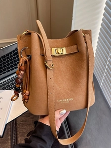 Women Casual PU Leather Bucket Bag Vintage Wood Bead Charm Metal Lock Single Shoulder Crossbody Bag Daily Travel Handbag