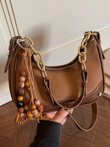 Sac Hobo Vintage en Cuir PU pour Femmes Sac Bandoulière Demi-Lune Avec Gland en Perles de Bois et Poignée Chaîne Dorée