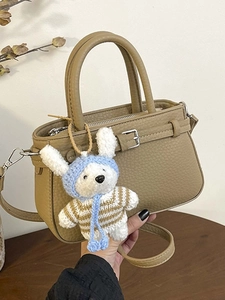Borsa a Tracolla da Donna in Pelle PU con Grana Litchi Piccola Borsa a Mano con Ciondolo in Peluche Tracolla Regolabile Borsa a Secchiello
