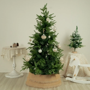 Natural burlap Christmas tree collar with elegant fringe trim for holiday home decoration