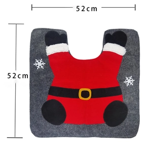 U-shaped Christmas gnome bath mat in gray felt with snowflake patterns, 52cm size detail