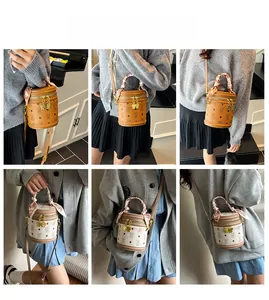 Collage présentant plusieurs vues de la sacoche seau stylée avec poignée en foulard