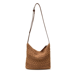 Borsa tote boho all'uncinetto cachi con motivi floreali e tracolla regolabile in pelle