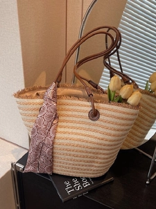 Large Stripe Woven Straw Tote Bag For Women Summer Beach Shoulder Bag With Decorative Scarf Fringe Casual Travel Handbag