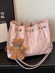 Women Fashion Glossy Quilted PU Leather Bucket Bag Diamond Lattice Chain Shoulder Bag With Plush Bear Keychain
