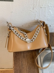 Fashion Women PU Leather Niche Crossbody Bag Small Underarm Shoulder Bag With Silver Metal Chain Solid Color Dumpling Bag