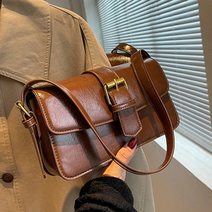 Retro brown faux leather shoulder bag with vintage gold buckle and modern square design