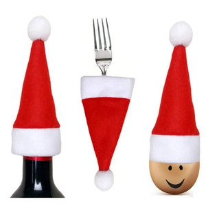 Mini cappelli di Natale per bottiglie di vino e posate in feltro rosso decorativo