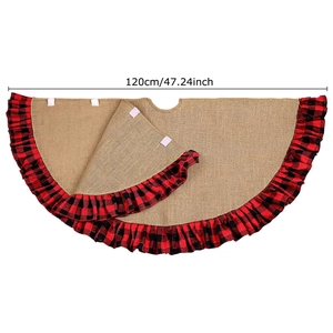 Détail du tapis de sapin de Noël de 48 pouces avec bordure à carreaux et velcro