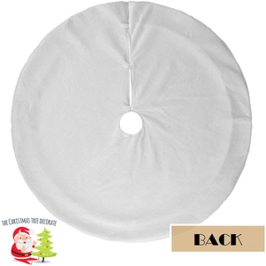 Détail du tapis de sapin de Noël en fausse fourrure blanche avec attaches douces