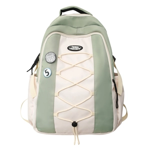 Sac à dos en nylon grande capacité vert et beige avec cordon et badges décoratifs