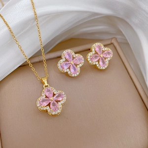 Pink Zircon Flower Necklace And Stud Earrings Copper Gold Plated With Silver Earring Post Elegant Banquet For Women