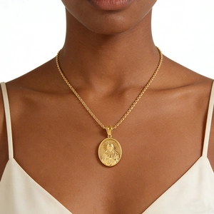 Sacred Heart Of Jesus Relief Pendant Necklace 18K Gold Plated Stainless Steel Box Chain Religious Fashion Jewelry