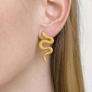 Boucles D'oreilles Serpent Vintage En Acier Inoxydable Plaqué Or Design Écailles Texturées Bijoux Mode Rétro