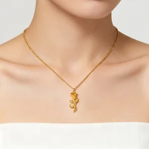 Collier Pendentif Rose En Acier Inoxydable Plaqué Or 18K Élégant Bijoux Chaîne De Clavicule Florale Pour Femmes