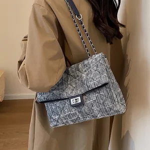 Vintage Denim Quilted Chain Crossbody Bag For Women Luxury Large Capacity Shoulder Bag With Metal Twist Lock