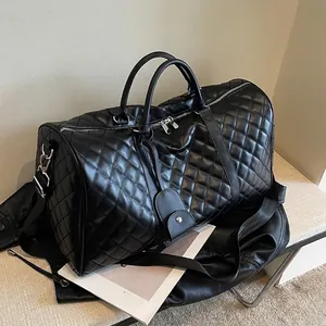 Large Capacity Quilted PU Leather Travel Bag For Women Solid Black Duffle Bag With Shoulder Strap Dry Wet Separation Luggage Bag