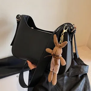Vintage Women PU Leather Half Moon Hobo Bag Retro Minimalist Shoulder Crossbody Bag With Rabbit Plush Charm Fashion Bag