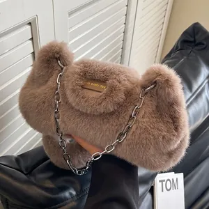 Sac à Épaule en Peluche pour Femmes Fausse Fourrure Hiver Vintage Chaîne Métallique Bandoulière Sac Nuage Love Every Day