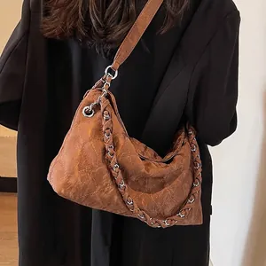 Large Capacity Women Quilted Shoulder Bag Vintage PU Leather Crossbody Bag With Metal Chain Strap Versatile Rhomboid Pillow Bag