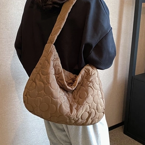 Women Oxford Cloth Quilted Crossbody Bag Large Capacity Diamond Floral Pattern Lightweight Hobo Tote Bag For Casual Travel