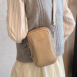 Mini Sac Bandoulière Téléphone Femme Cuir PU Petit Sac À Épaule Avec Large Sangle Géométrique Double Fermeture Éclair Imprimé