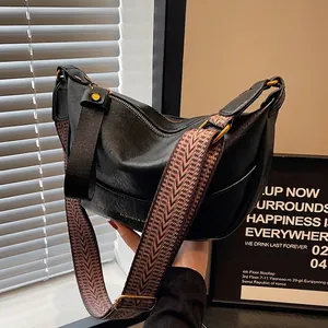 Sac Lune Vintage en Cuir PU pour Femmes Sac Hobo Grande Capacité Avec Bandoulière Large Tissée Sac Bandoulière Sac à Épaule Ethnique