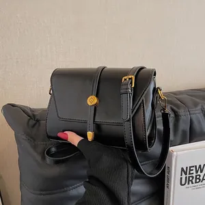 Petit Sac à Bandoulière Carré Vintage pour Femme en Cuir PU avec Boucle en Métal Ronde Dorée pour les Déplacements Quotidiens