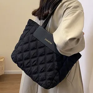 Women Large Capacity Quilted Tote Bag Rhombus Stitching Nylon Shoulder Bag Casual Commuting School Handbag Lightweight