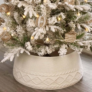 Cream knit Christmas tree collar with diamond pattern, festive tree skirt decoration