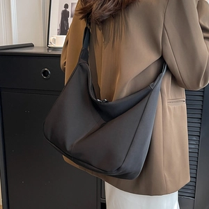 Sac hobo minimaliste en toile noire pour femme, grand sac fourre-tout pour le quotidien