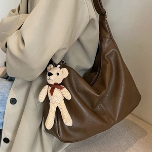 Bolso tote marrón para mujer con colgante de oso para oficina y uso diario casual