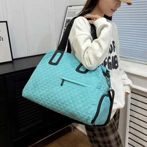 Bolso de viaje acolchado azul claro con gran capacidad y separación en seco y húmedo