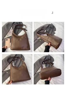 Vues détaillées d'un sac à bandoulière vintage en cuir marron foncé sous plusieurs angles