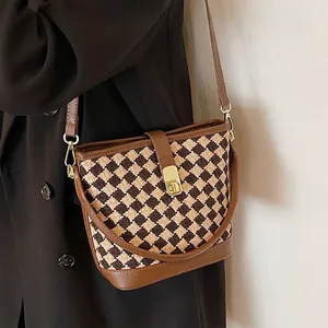 Sac Seau Vintage Pied-de-poule Pour Femmes En Cuir PU Tissé Sac Bandoulière Avec Serrure Dorée Sac À Main Mode Pour Le Quotidien