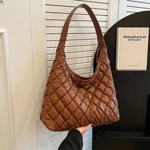 Women Quilted Tote Bag Puffy Padded Shoulder Bag Large Capacity Polyurethane Rhombus Pattern Fashion Commuter Handbag