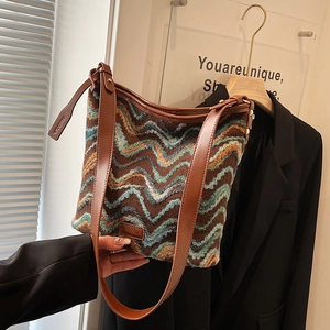 Retro multi-color woven bucket bag with leather straps and wave pattern for women